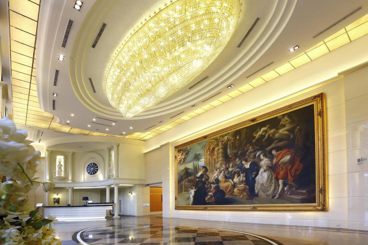 Hotel Golden Tulip - Aesthetics à Zhunan Extérieur photo