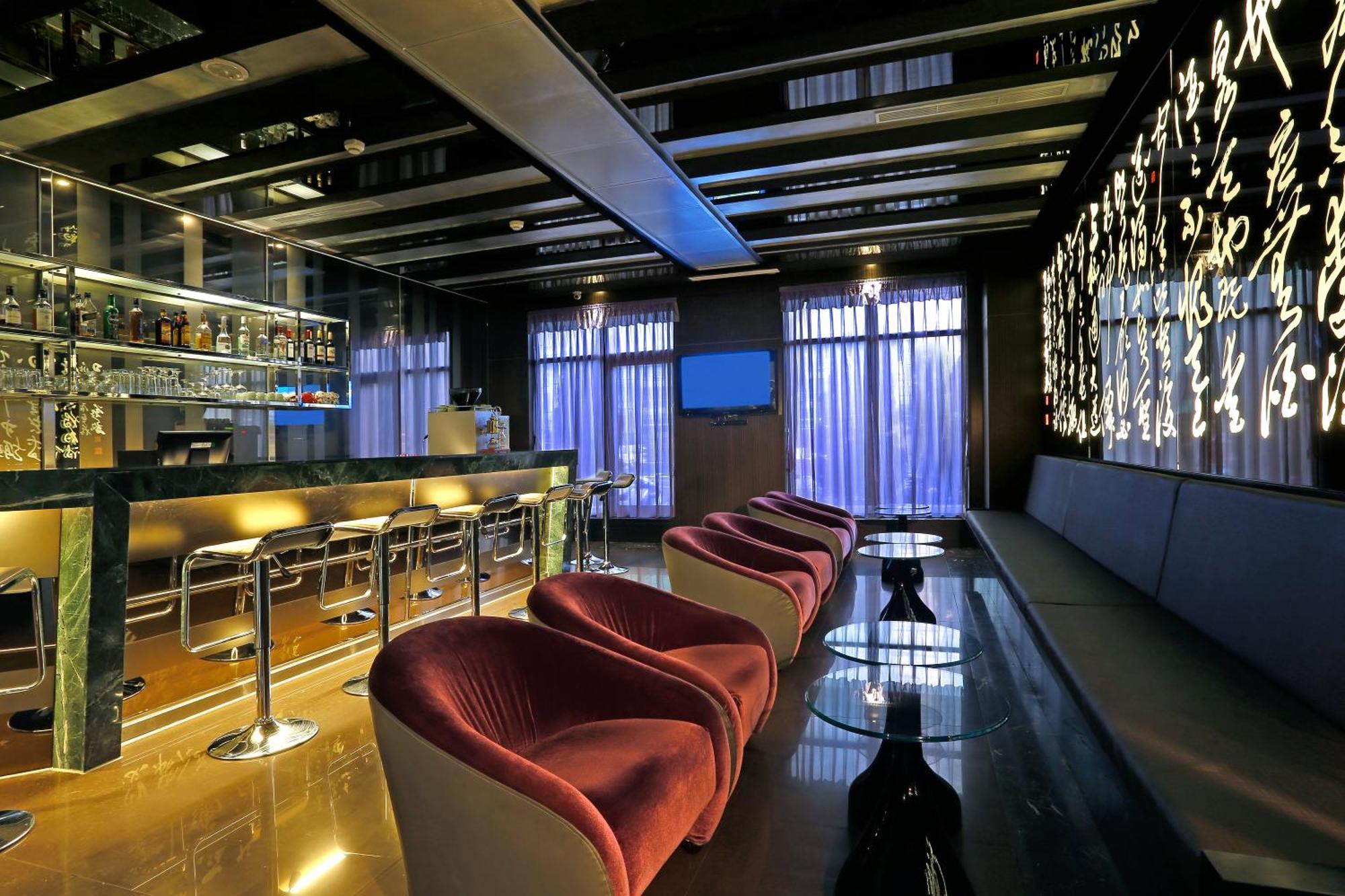 Hotel Golden Tulip - Aesthetics à Zhunan Extérieur photo