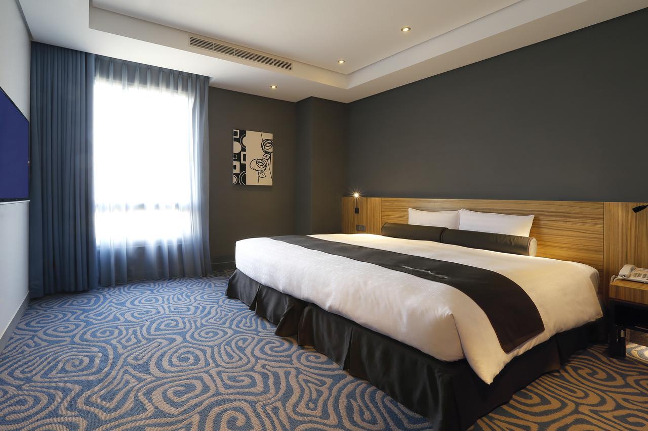 Hotel Golden Tulip - Aesthetics à Zhunan Extérieur photo