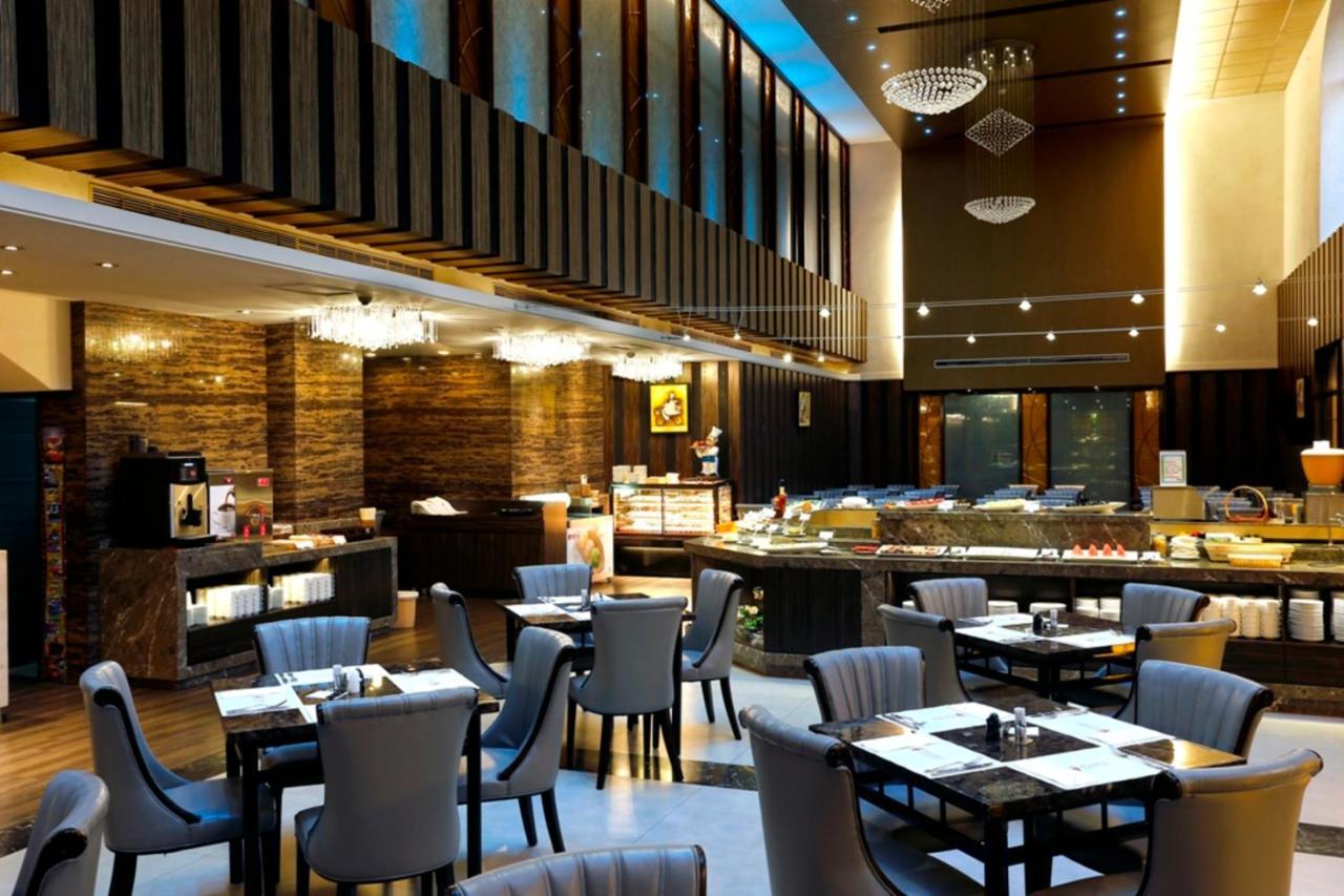 Hotel Golden Tulip - Aesthetics à Zhunan Extérieur photo